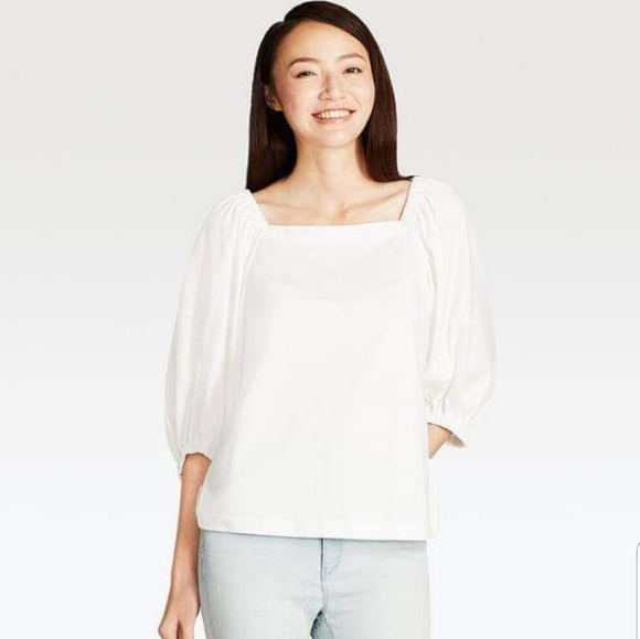 Uniqlo 2-Way Off the Shoulder Top - Picture 2 of 2